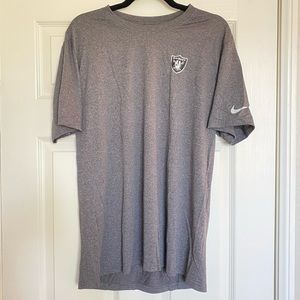 NWT Men’s Gray Nike NFL On Field Apparel Raiders Short Sleeve Shirt Large